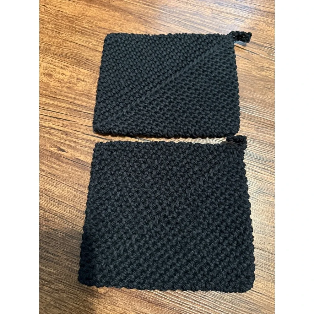 Set of 2 Black Knit Potholders Oven Mitts Crochet Square Hot Pads Pot Holders‎